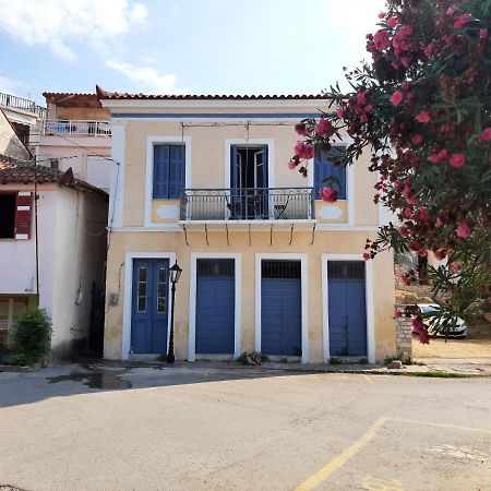 Traditional House At Koroni Near Beach المظهر الخارجي الصورة
