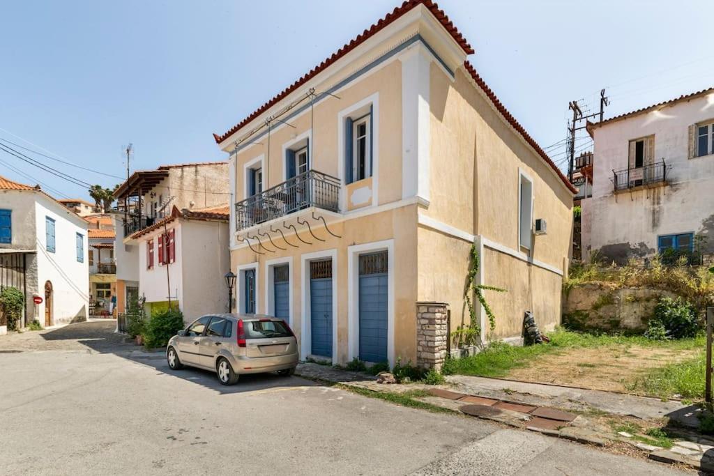 Traditional House At Koroni Near Beach المظهر الخارجي الصورة